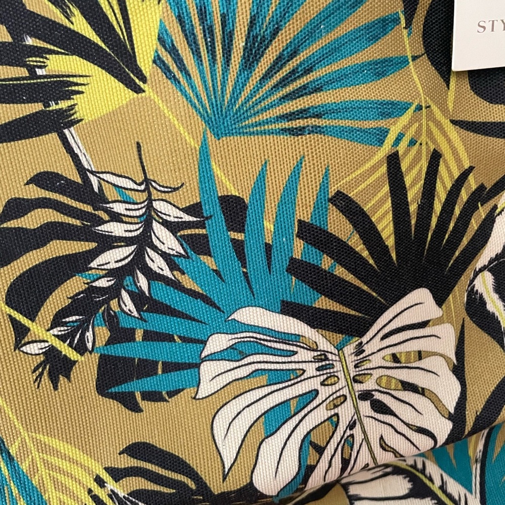 Tote Bag, Perfect for Vacation - Picture 3 of 4
